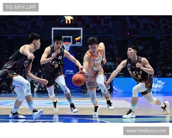 篮球运动员的成长之路:从青训到职业赛场的挑战与突破 篮球运动员的成长之路:从青训到职业赛场的挑战与突破